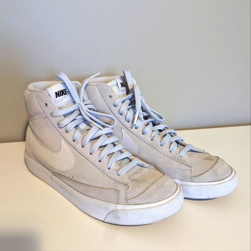 Nike Blazer Mid '77